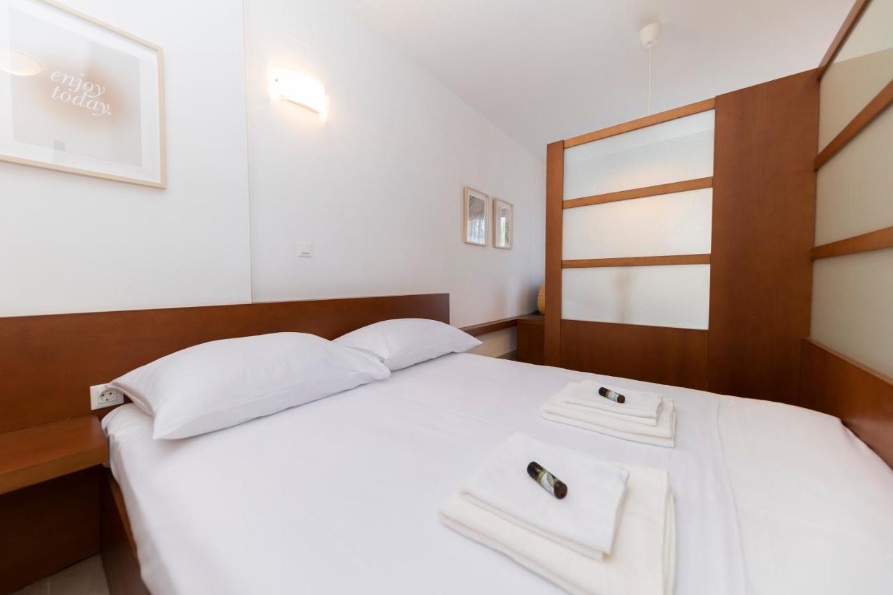 Apartments Vallis Rabiosa Zadar Room photo