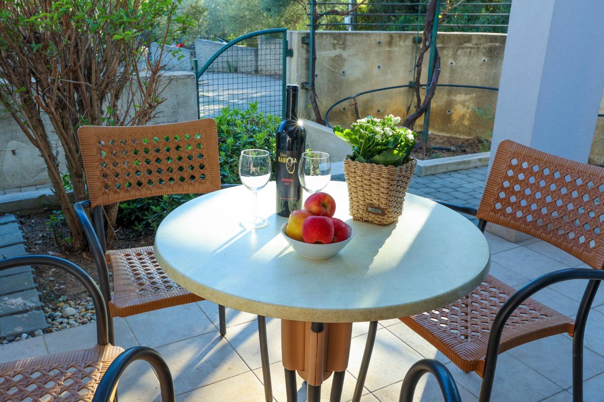 Apartments Vallis Rabiosa Zadar Room photo