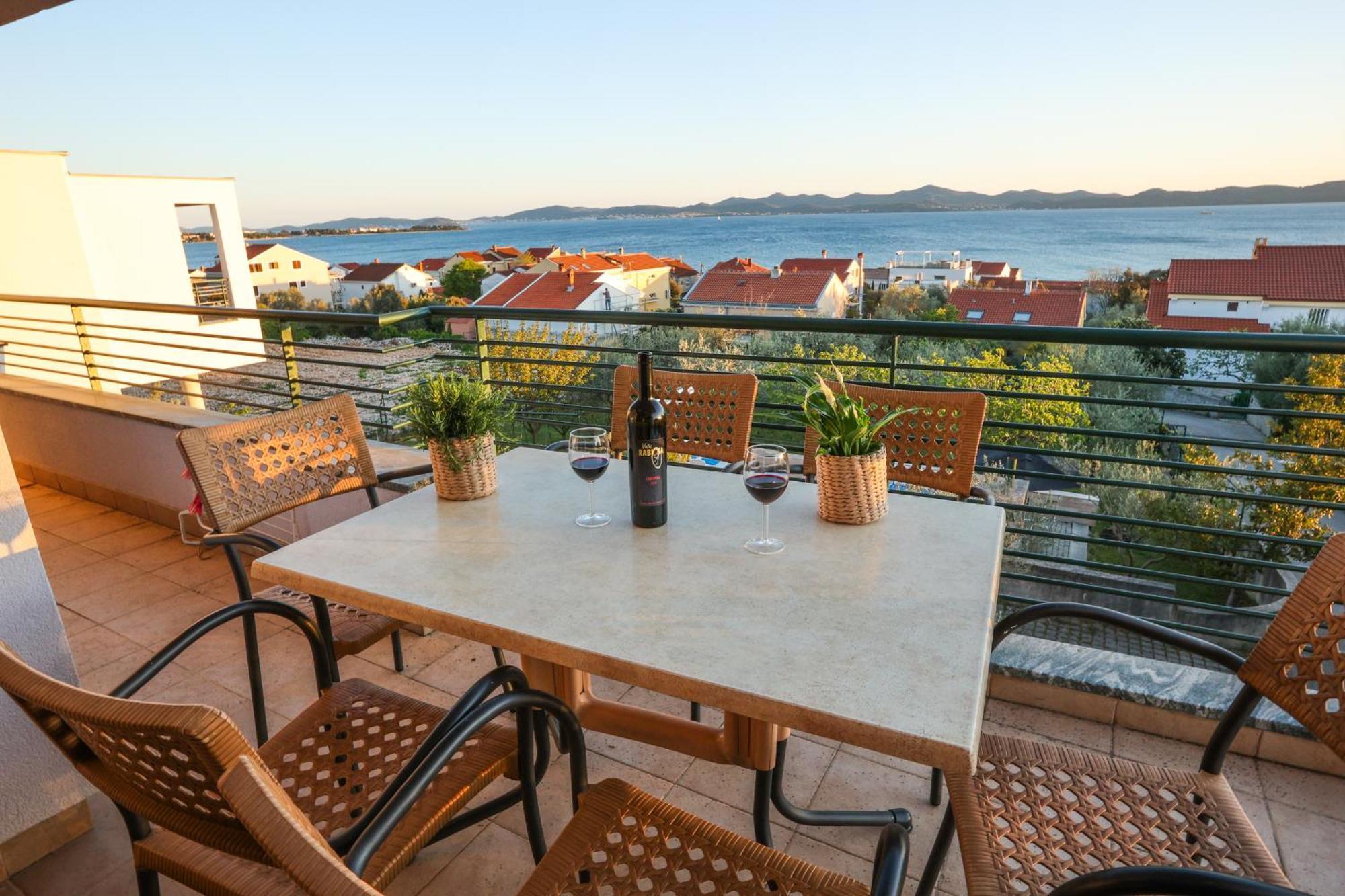 Apartments Vallis Rabiosa Zadar Room photo